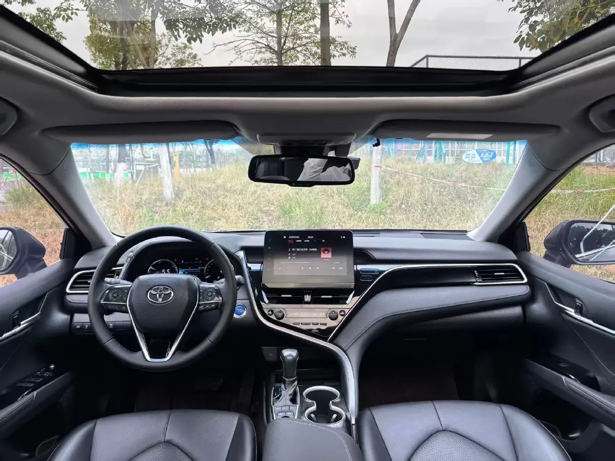2023 Toyota Camry 2.5L 178HP L4 E-CVT Hybrid,autocango,china used car exporter,china ev exporter,chinese used car exporter,chinese used ev exporter