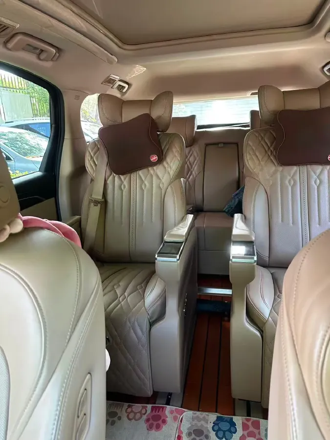 2021 Buick GL8 2.0T 237HP L4 9AT,autocango,china used car exporter,china ev exporter,chinese used car exporter,chinese used ev exporter