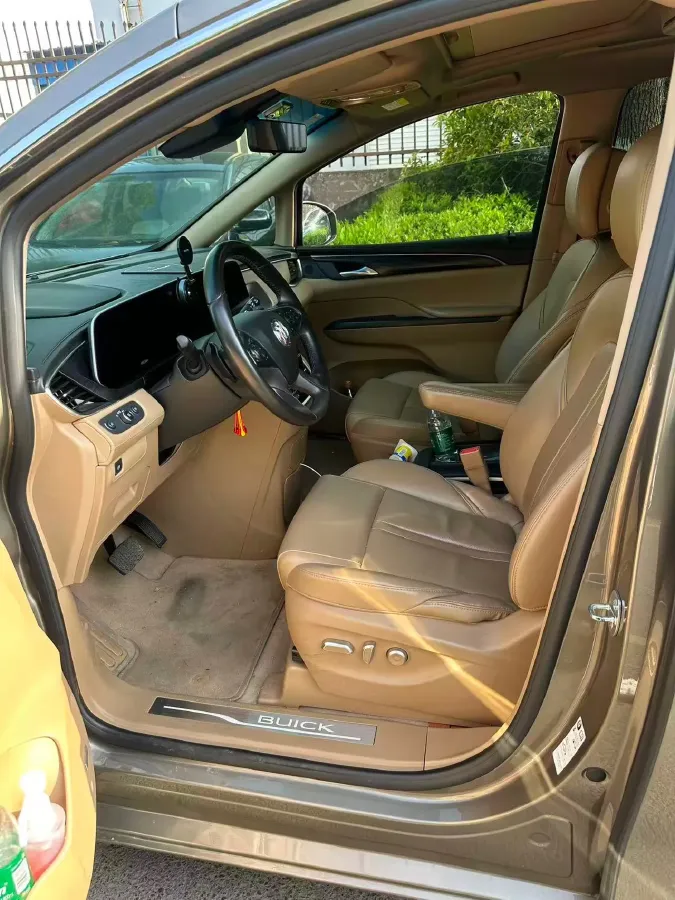 2021 Buick GL8 2.0T 237HP L4 9AT,autocango,china used car exporter,china ev exporter,chinese used car exporter,chinese used ev exporter