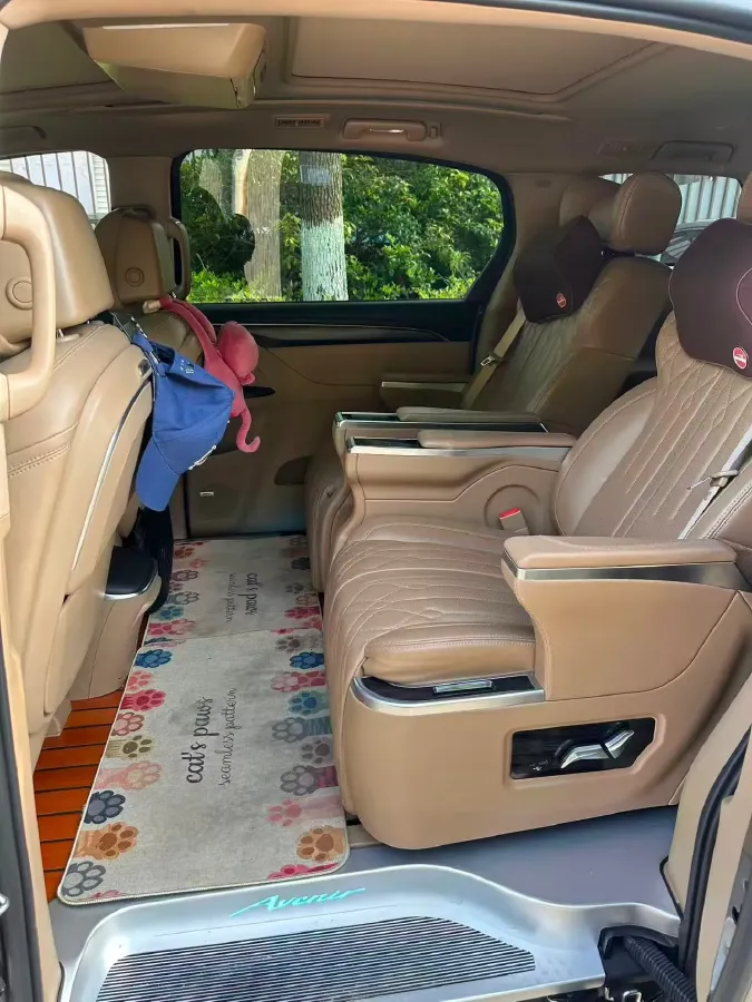 2021 Buick GL8 2.0T 237HP L4 9AT,autocango,china used car exporter,china ev exporter,chinese used car exporter,chinese used ev exporter