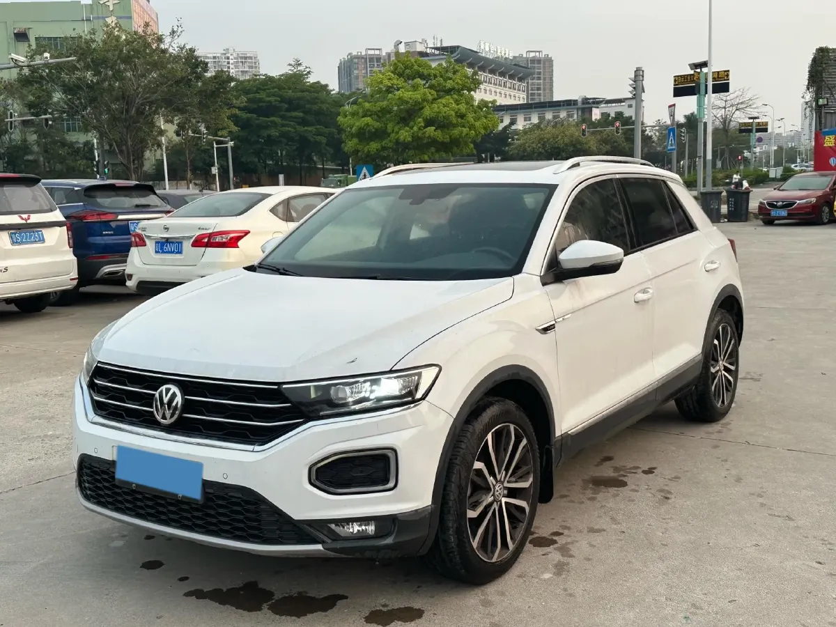 2019 Volkswagen T-Roc 1.4T 150HP L4 7DCT,autocango,china used car exporter,china ev exporter,chinese used car exporter,chinese used ev exporter