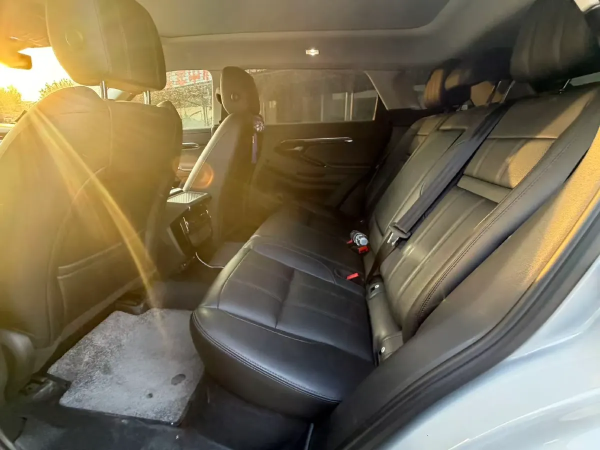 2021 Land Rover Range Rover Evoque 2.0T 249HP L4 9AT,autocango,china used car exporter,china ev exporter,chinese used car exporter,chinese used ev exporter