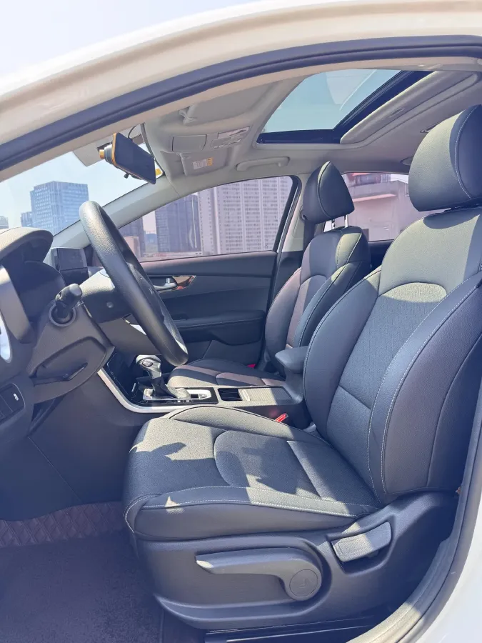 2021 Kia K3 1.5L 115HP L4 CVT,autocango,china used car exporter,china ev exporter,chinese used car exporter,chinese used ev exporter