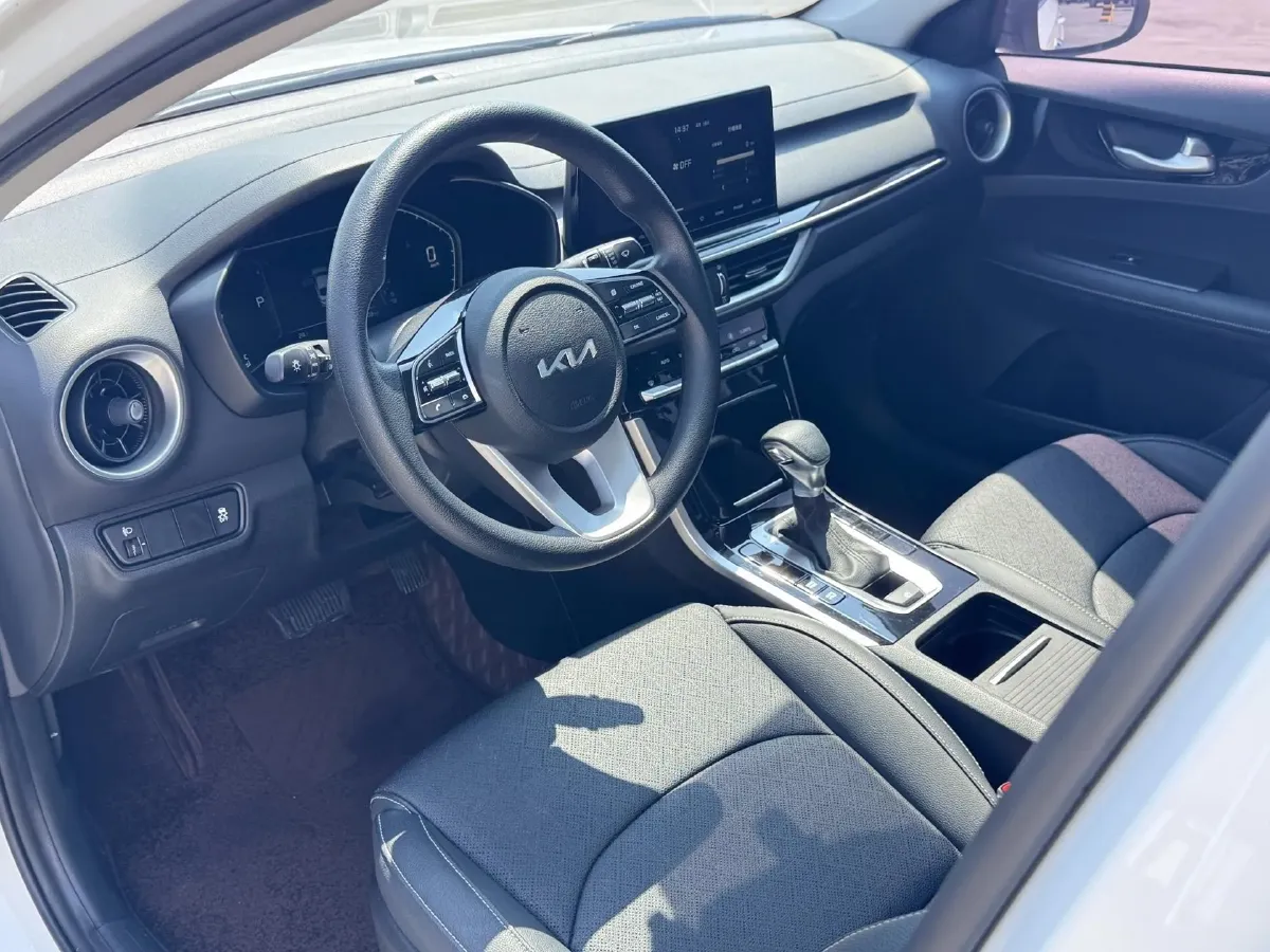 2021 Kia K3 1.5L 115HP L4 CVT,autocango,china used car exporter,china ev exporter,chinese used car exporter,chinese used ev exporter