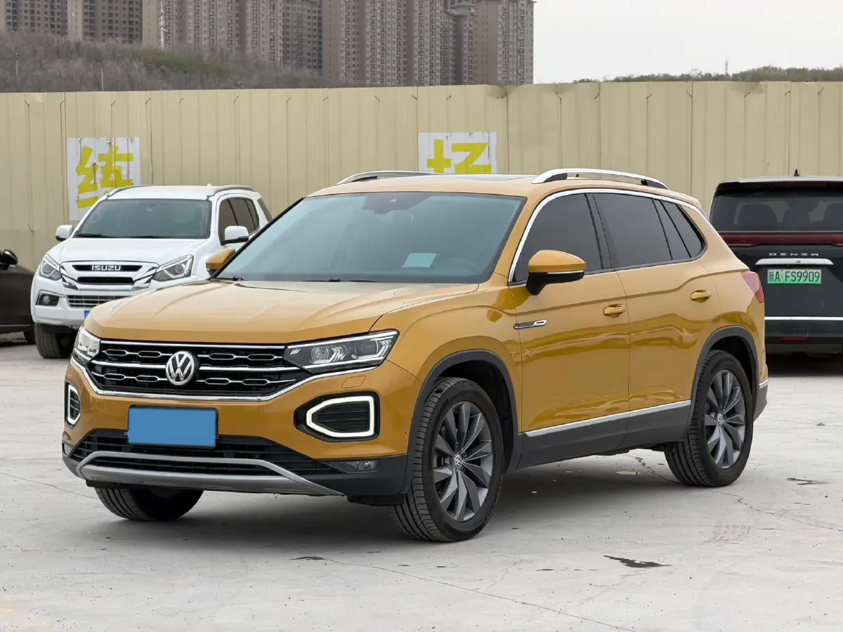 2019 Jeep Cherokee 2.0T 265HP L4 9AT,autocango,china used car exporter,china ev exporter,chinese used car exporter,chinese used ev exporter