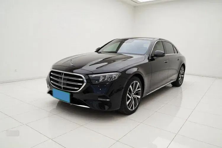 2025 Mercedes-Benz E Class 2.0T 258HP L4 9AT,autocango,china used car exporter,china ev exporter,chinese used car exporter,chinese used ev exporter