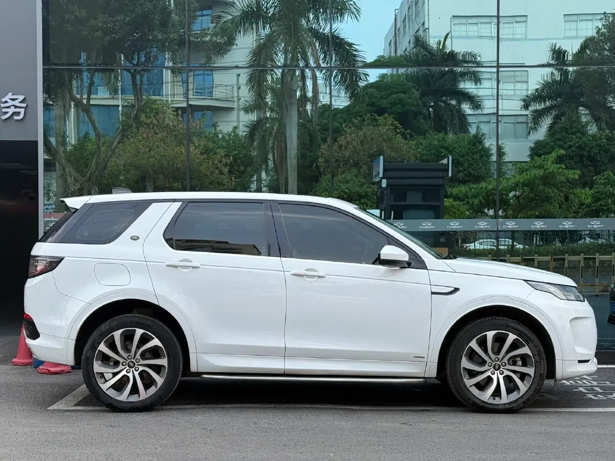 2020 Land Rover Discovery Sport 2.0T 249HP L4 9AT,autocango,china used car exporter,china ev exporter,chinese used car exporter,chinese used ev exporter