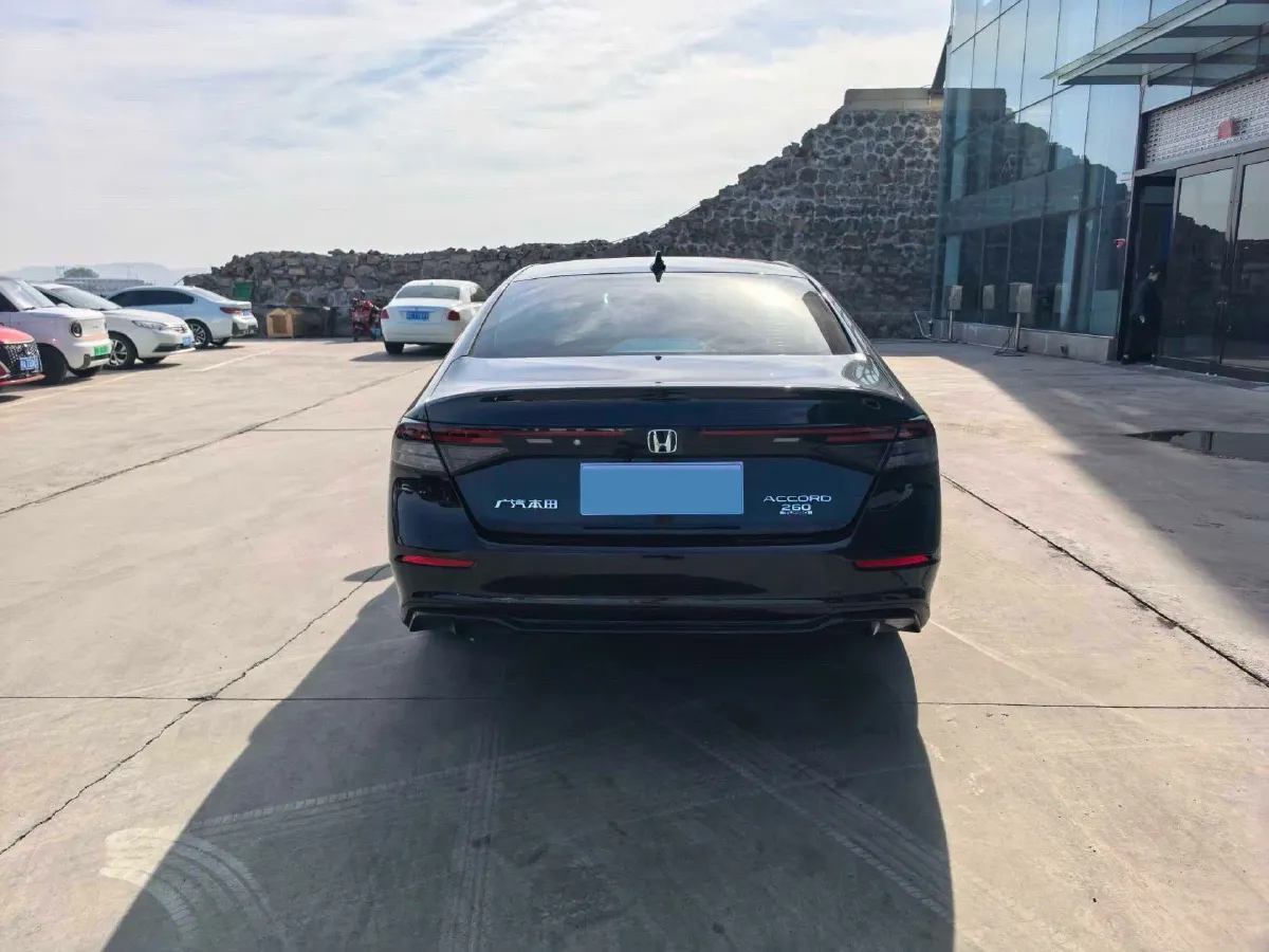 2025 Honda Accord 1.5T 192HP L4 CVT,autocango,china used car exporter,china ev exporter,chinese used car exporter,chinese used ev exporter