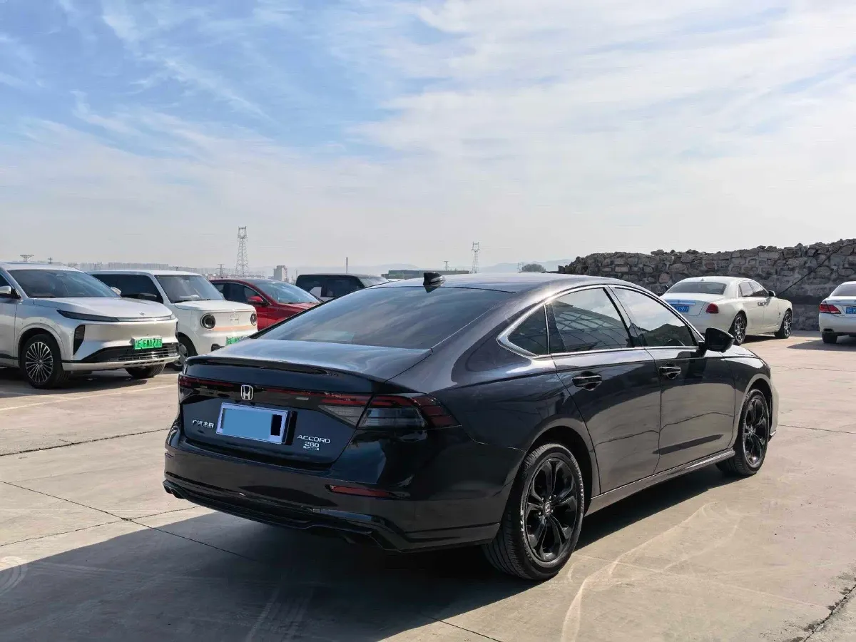 2025 Honda Accord 1.5T 192HP L4 CVT,autocango,china used car exporter,china ev exporter,chinese used car exporter,chinese used ev exporter