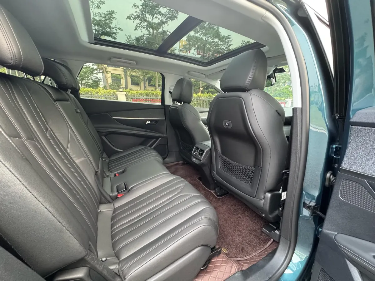 2017 Peugeot 5008 1.8T 204HP L4 6AT,autocango,china used car exporter,china ev exporter,chinese used car exporter,chinese used ev exporter