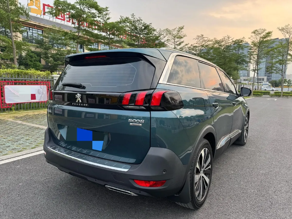 2017 Peugeot 5008 1.8T 204HP L4 6AT,autocango,china used car exporter,china ev exporter,chinese used car exporter,chinese used ev exporter
