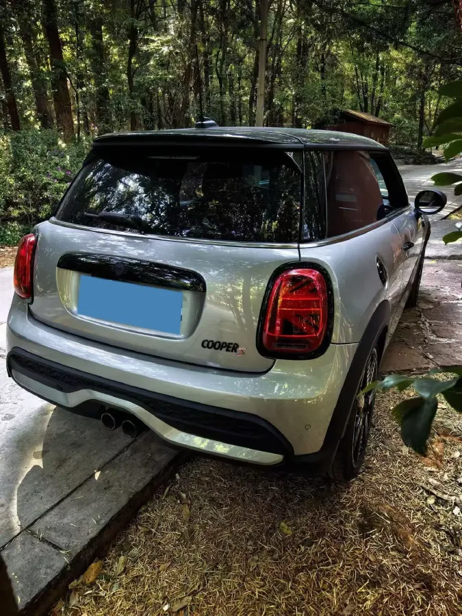 2023 MINI MINI 2.0T 178HP L4 7DCT,autocango,china used car exporter,china ev exporter,chinese used car exporter,chinese used ev exporter