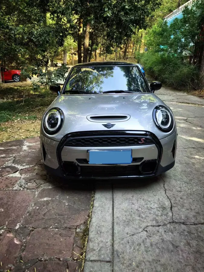 2023 MINI MINI 2.0T 178HP L4 7DCT,autocango,china used car exporter,china ev exporter,chinese used car exporter,chinese used ev exporter