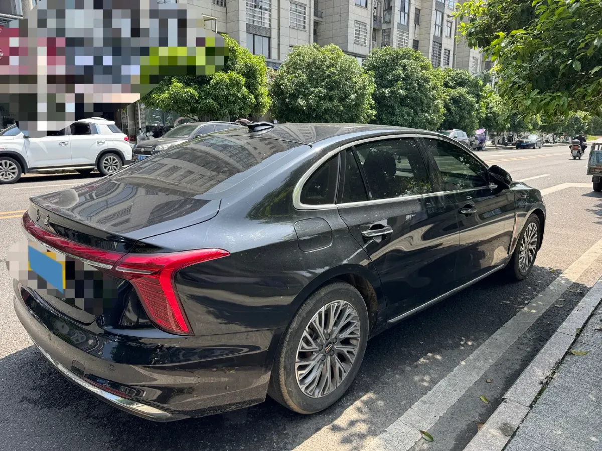 2023 HongQi H5 2.0T 224HP L4 8AT,autocango,china used car exporter,china ev exporter,chinese used car exporter,chinese used ev exporter