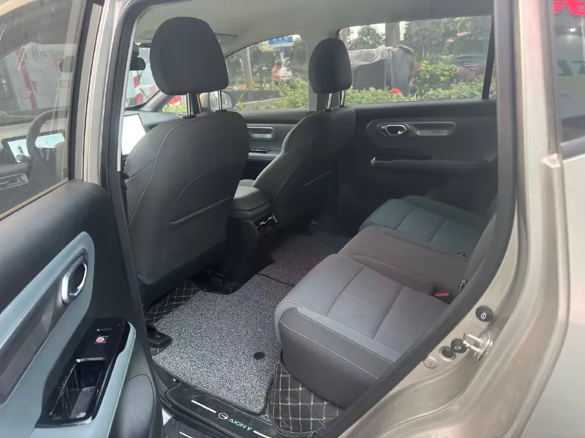 2023 GAC Trumpchi GS4 1.5T 177HP L4 6AT,autocango,china used car exporter,china ev exporter,chinese used car exporter,chinese used ev exporter