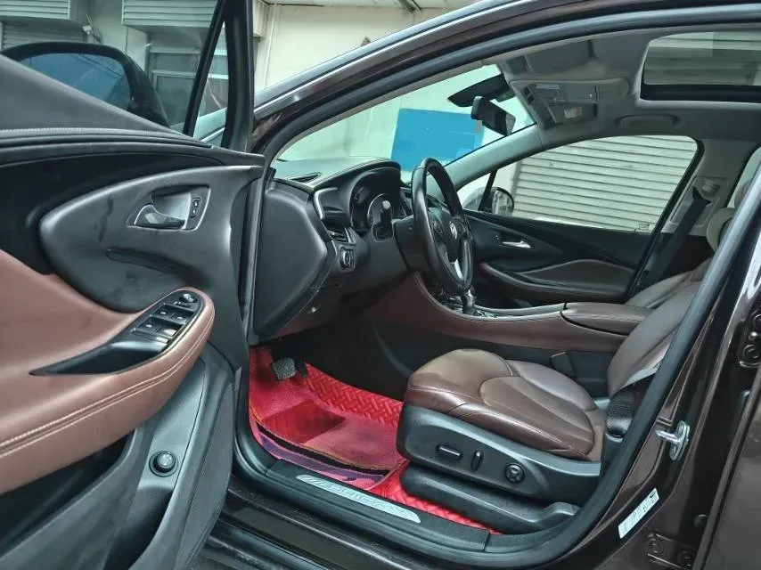 2021 Buick EnvisionPlus 1.5T 169HP L4 7DCT,autocango,china used car exporter,china ev exporter,chinese used car exporter,chinese used ev exporter