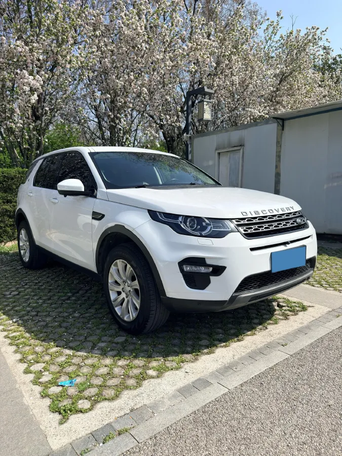 2018 Land Rover Discovery Sport 2.0T 241HP L4 9AT,autocango,china used car exporter,china ev exporter,chinese used car exporter,chinese used ev exporter