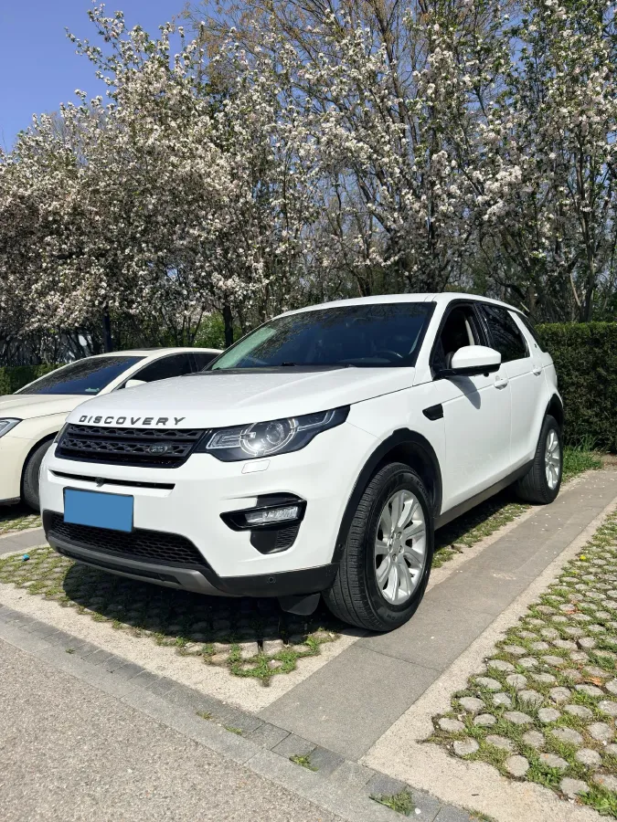 2018 Land Rover Discovery Sport 2.0T 241HP L4 9AT,autocango,china used car exporter,china ev exporter,chinese used car exporter,chinese used ev exporter