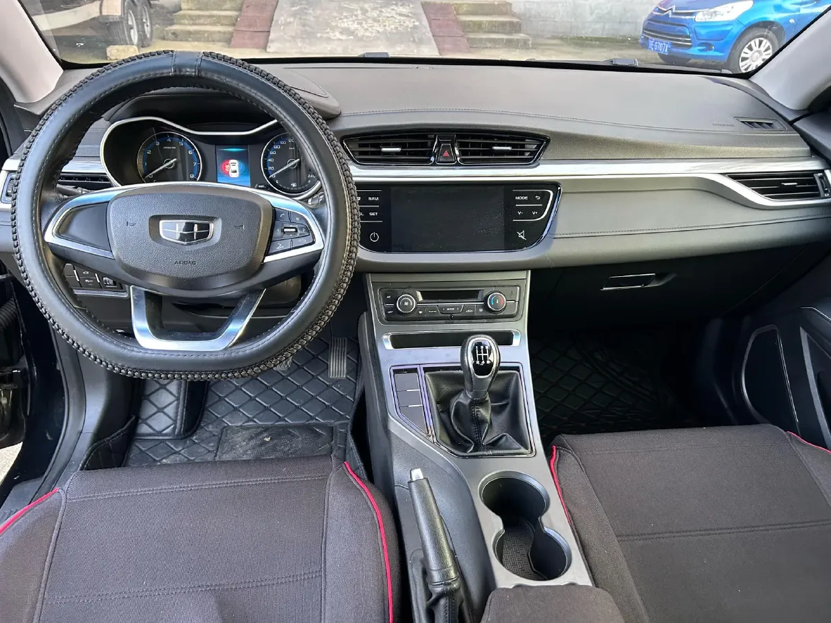 2019 Geely Emgrand 1.5L 109HP L4 5MT,autocango,china used car exporter,china ev exporter,chinese used car exporter,chinese used ev exporter