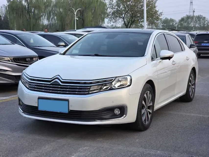 2017 Citroen C6 1.8T 204HP L4 6AT,autocango,china used car exporter,china ev exporter,chinese used car exporter,chinese used ev exporter
