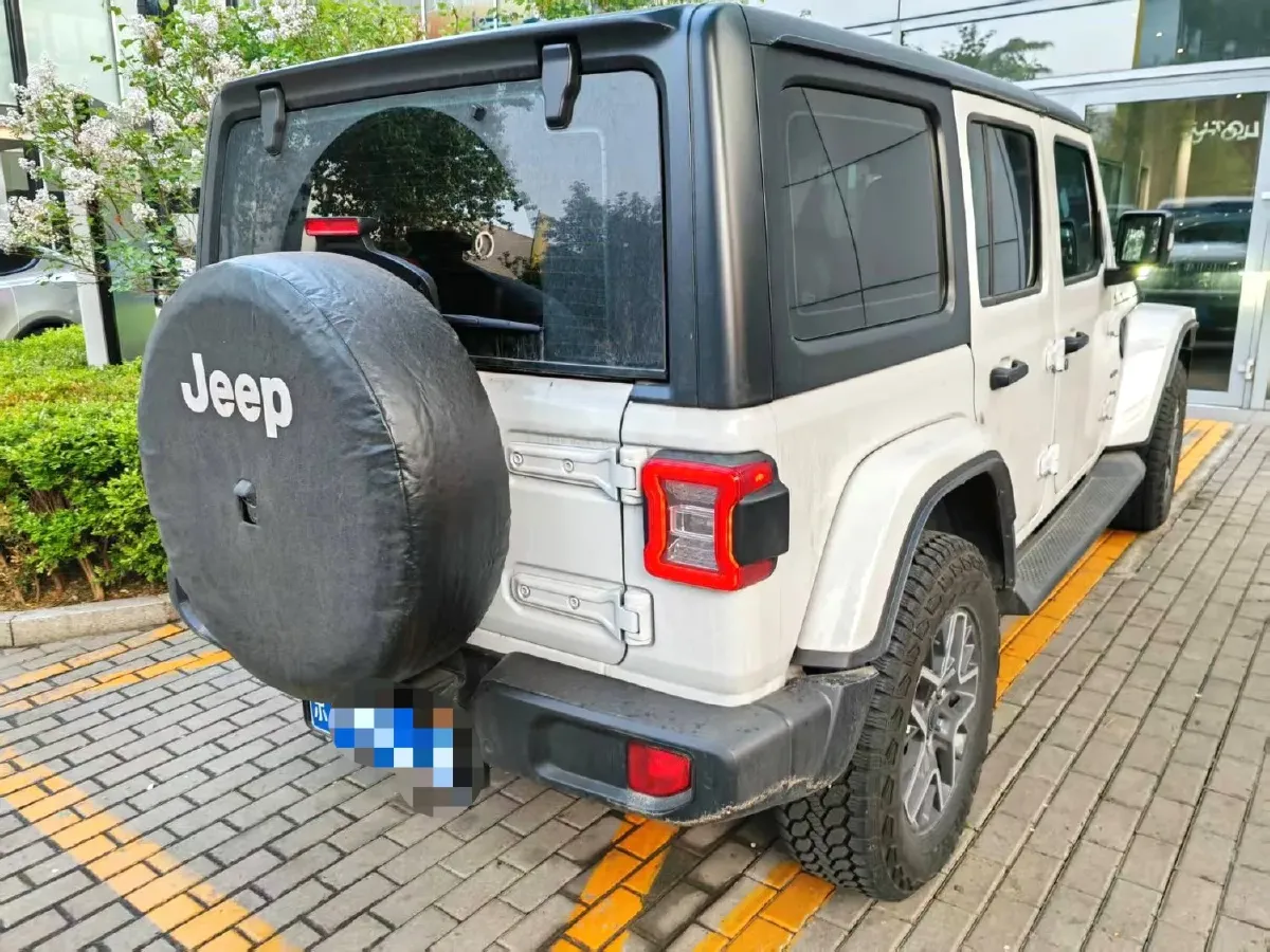 2024 Jeep Wrangler 2.0T 266HP L4 8AT,autocango,china used car exporter,china ev exporter,chinese used car exporter,chinese used ev exporter