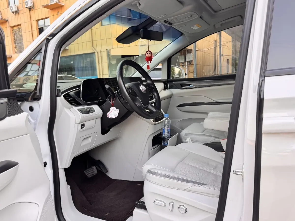 2023 Buick GL8 2.0T 237HP L4 9AT,autocango,china used car exporter,china ev exporter,chinese used car exporter,chinese used ev exporter