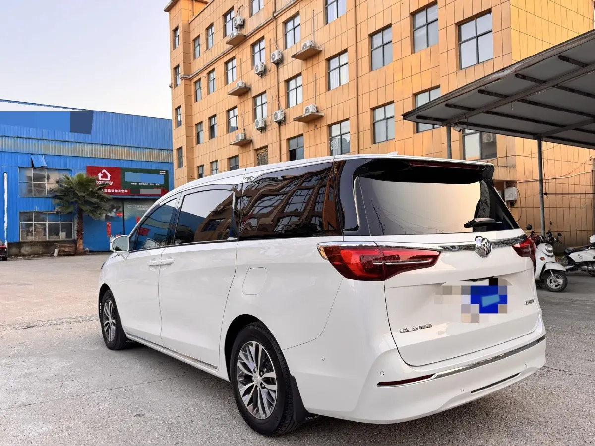 2023 Buick GL8 2.0T 237HP L4 9AT,autocango,china used car exporter,china ev exporter,chinese used car exporter,chinese used ev exporter