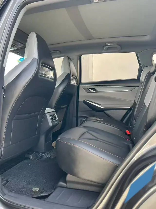 2022 ChangAn CS75 Plus 1.5T 188HP L4 8AT,autocango,china used car exporter,china ev exporter,chinese used car exporter,chinese used ev exporter