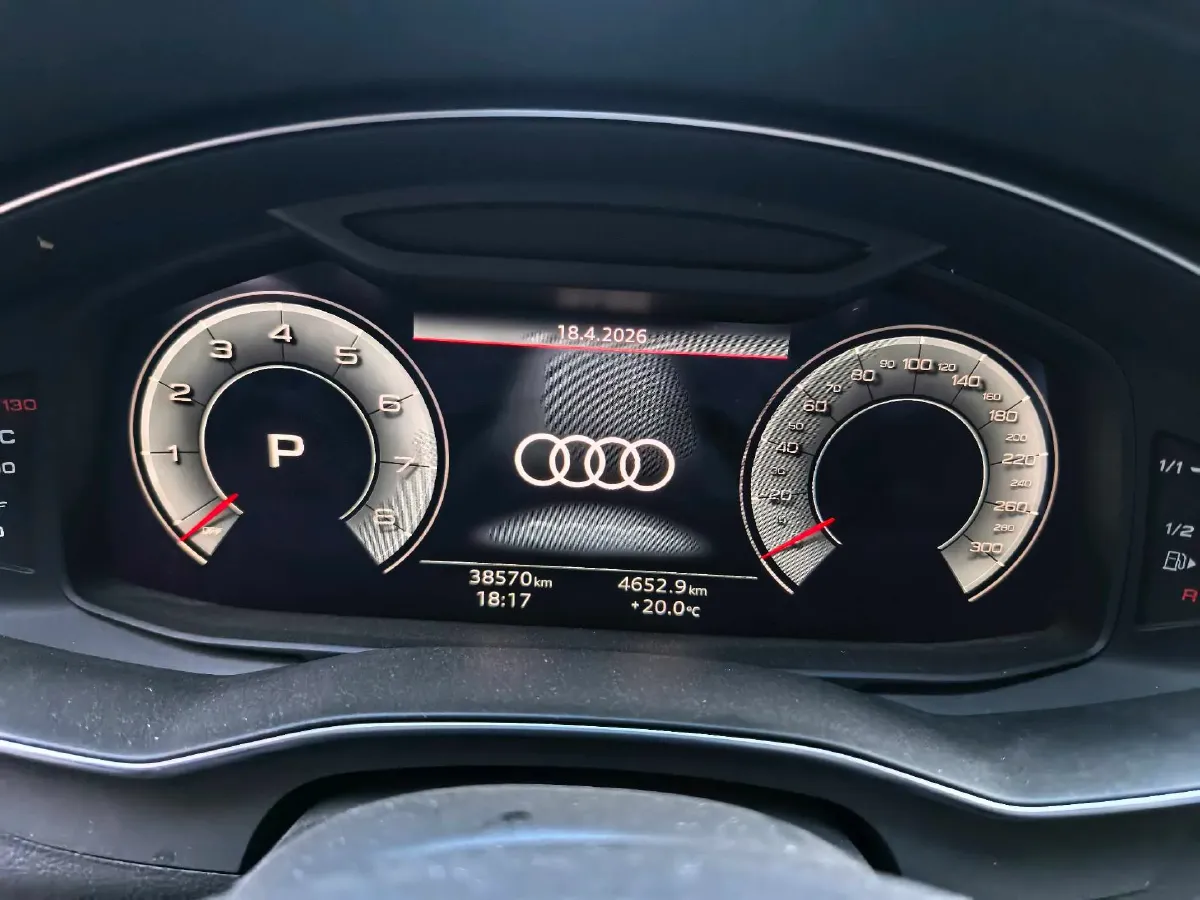 2023 Audi A6L 2.0T 245HP L4 7DCT,autocango,china used car exporter,china ev exporter,chinese used car exporter,chinese used ev exporter