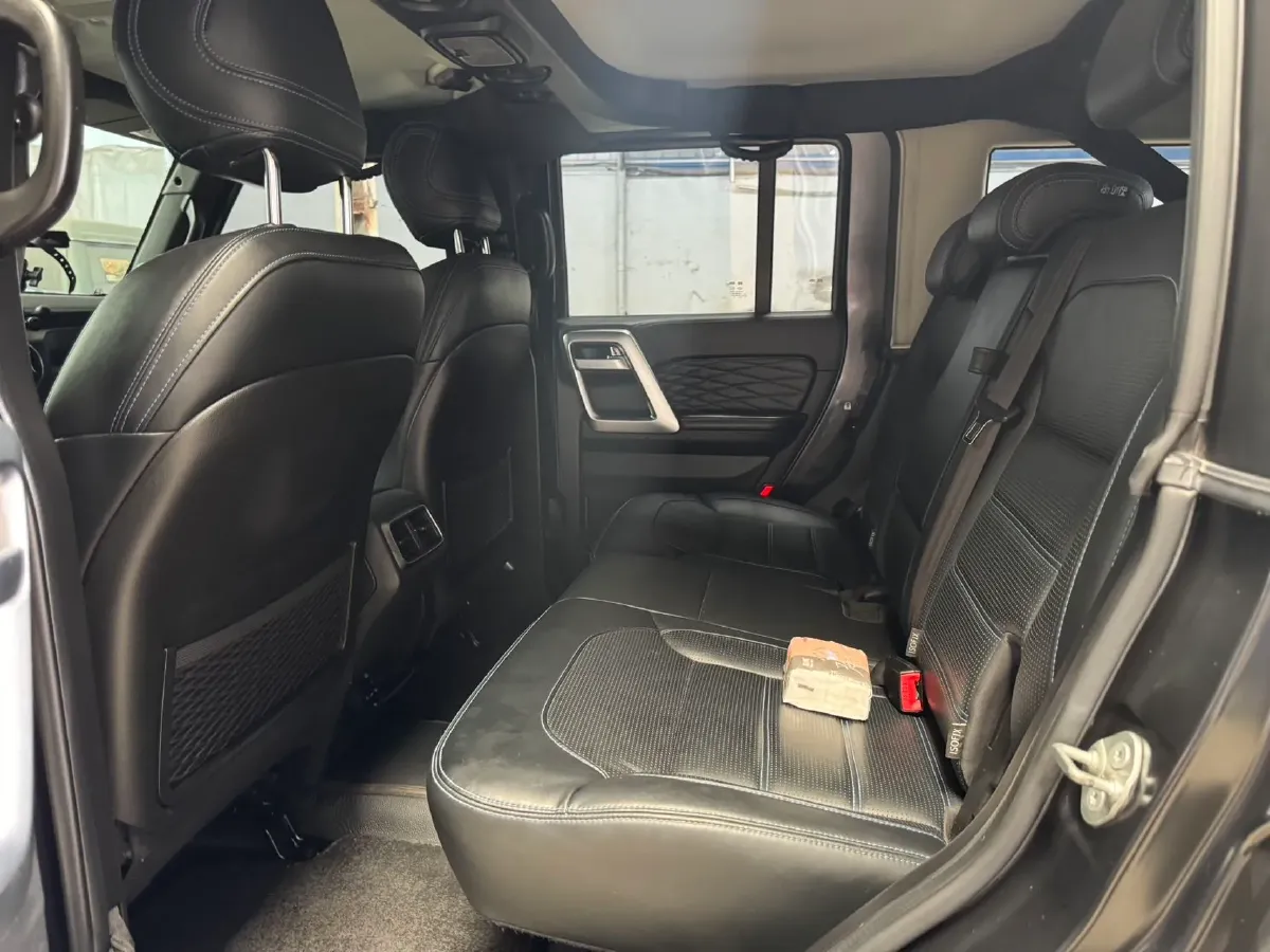 2023 Beijing BJ40 2.0T 163HP L4 8AT,autocango,china used car exporter,china ev exporter,chinese used car exporter,chinese used ev exporter