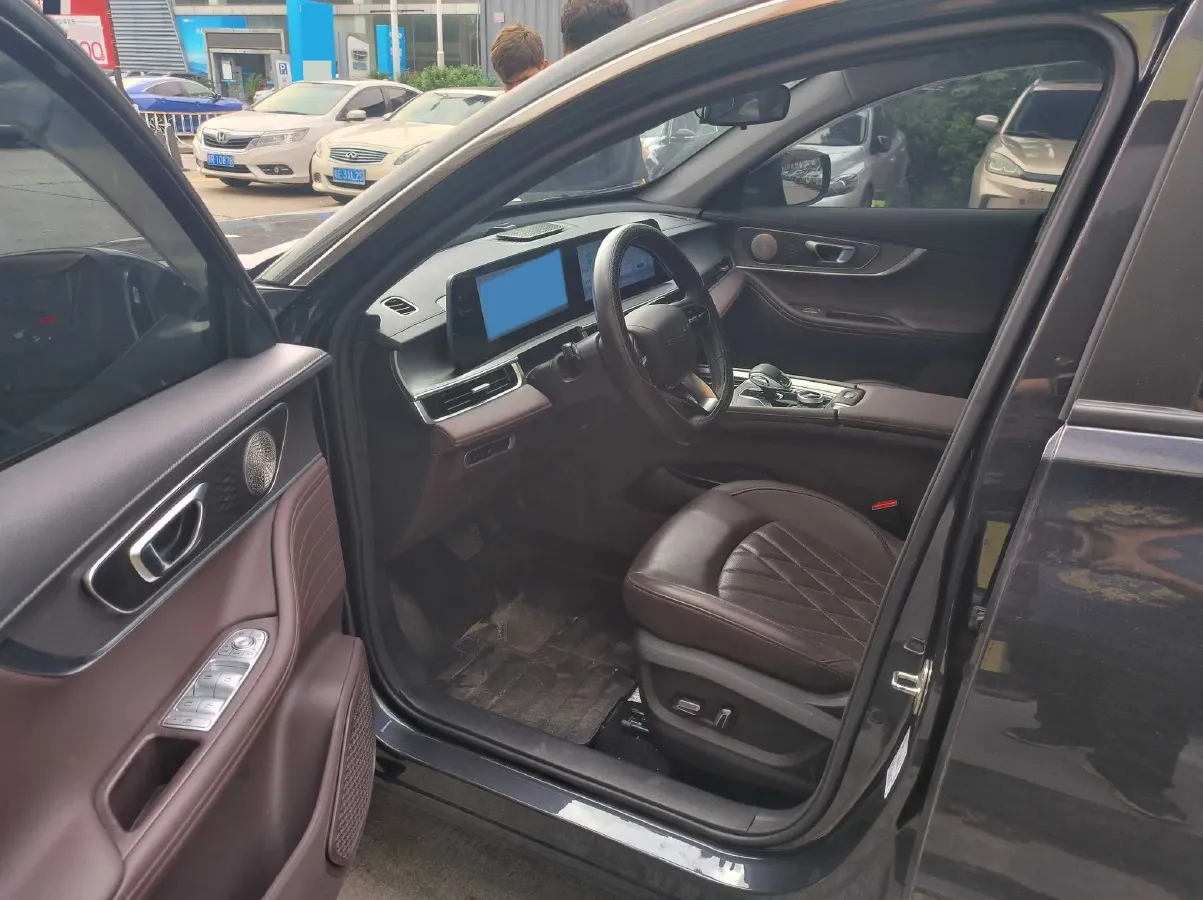 2024 Chery Tiggo 8 Plus 1.6T 197HP L4 7DCT,autocango,china used car exporter,china ev exporter,chinese used car exporter,chinese used ev exporter