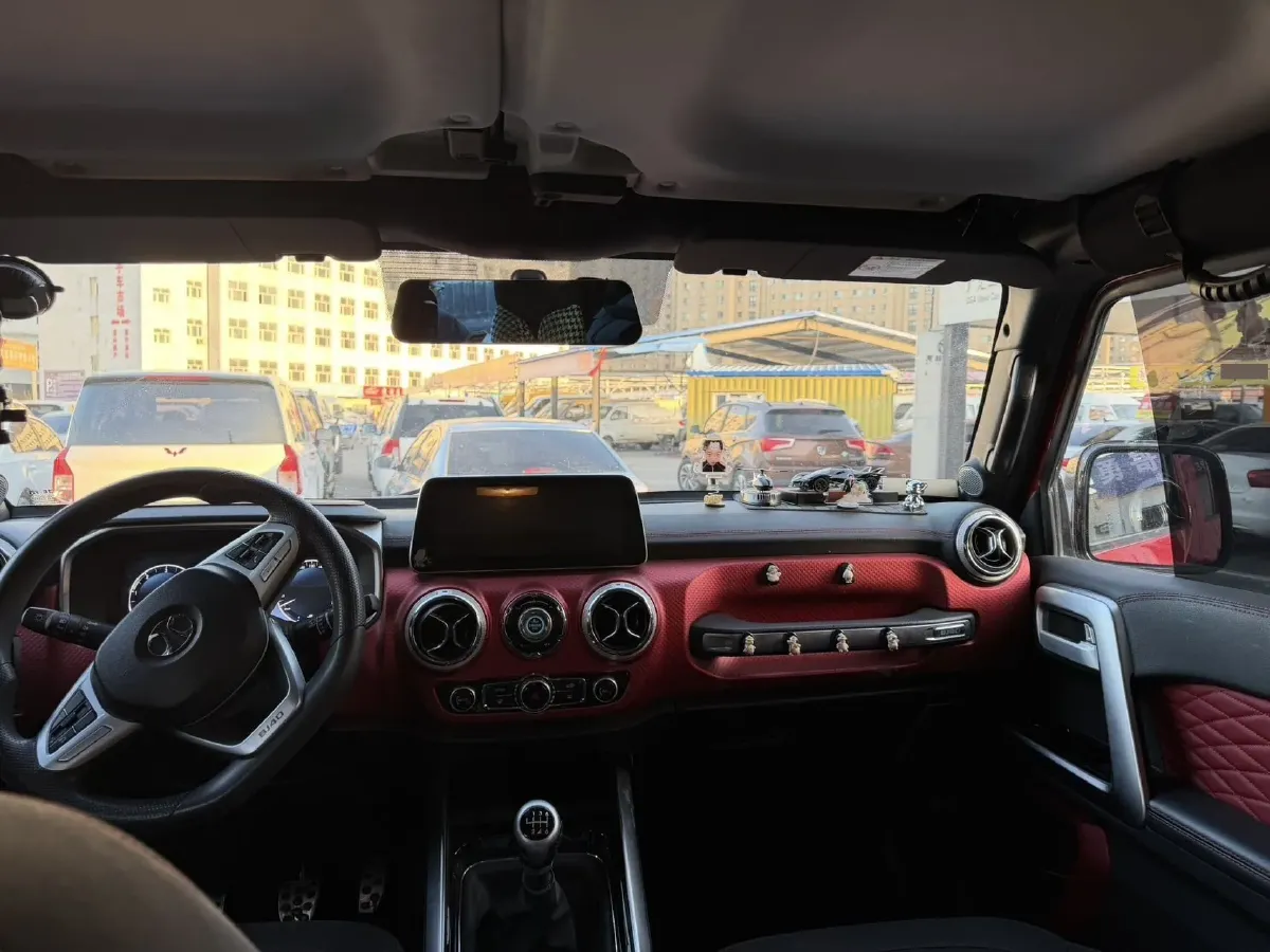 2018 Beijing BJ40 2.0T 150HP L4 6MT,autocango,china used car exporter,china ev exporter,chinese used car exporter,chinese used ev exporter