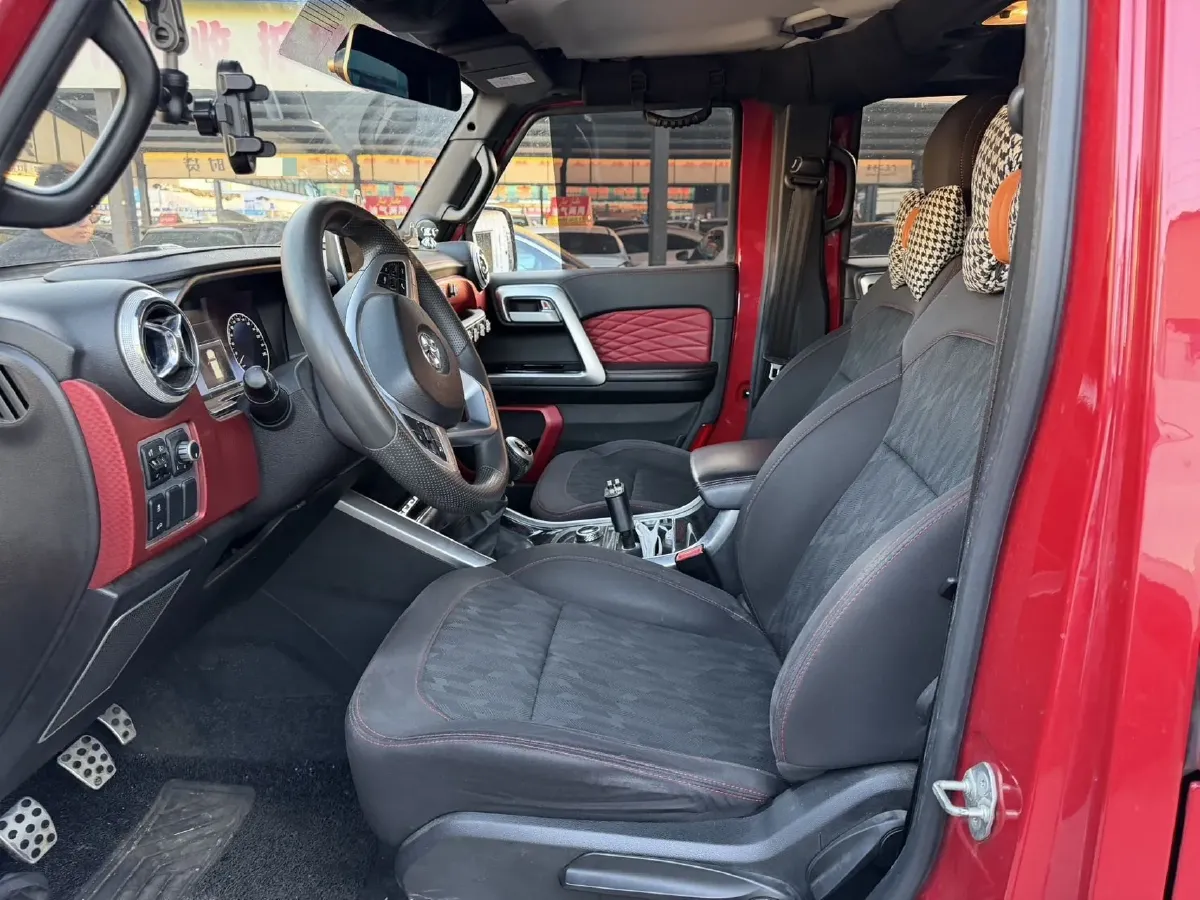 2018 Beijing BJ40 2.0T 150HP L4 6MT,autocango,china used car exporter,china ev exporter,chinese used car exporter,chinese used ev exporter