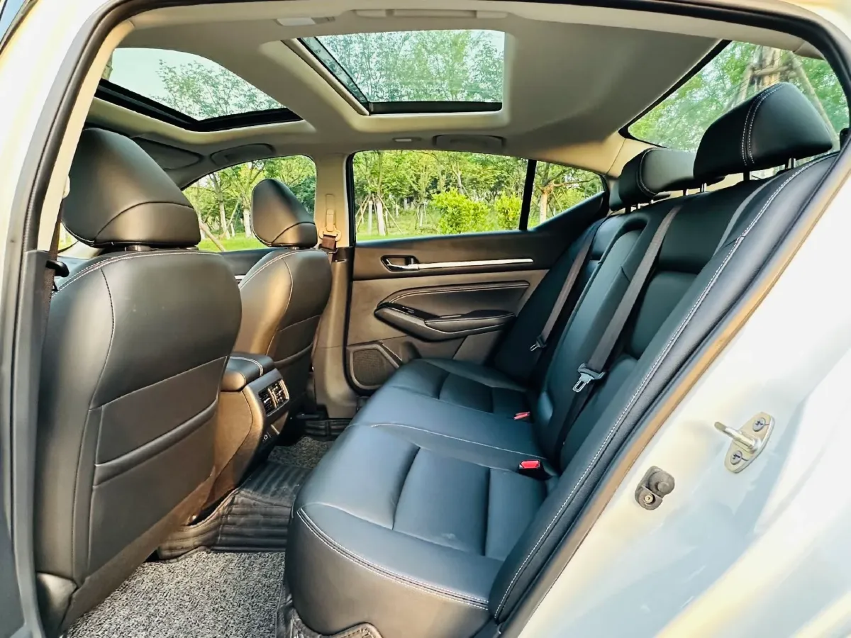 2021 Nissan Teana 2.0L 156HP L4 CVT,autocango,china used car exporter,china ev exporter,chinese used car exporter,chinese used ev exporter