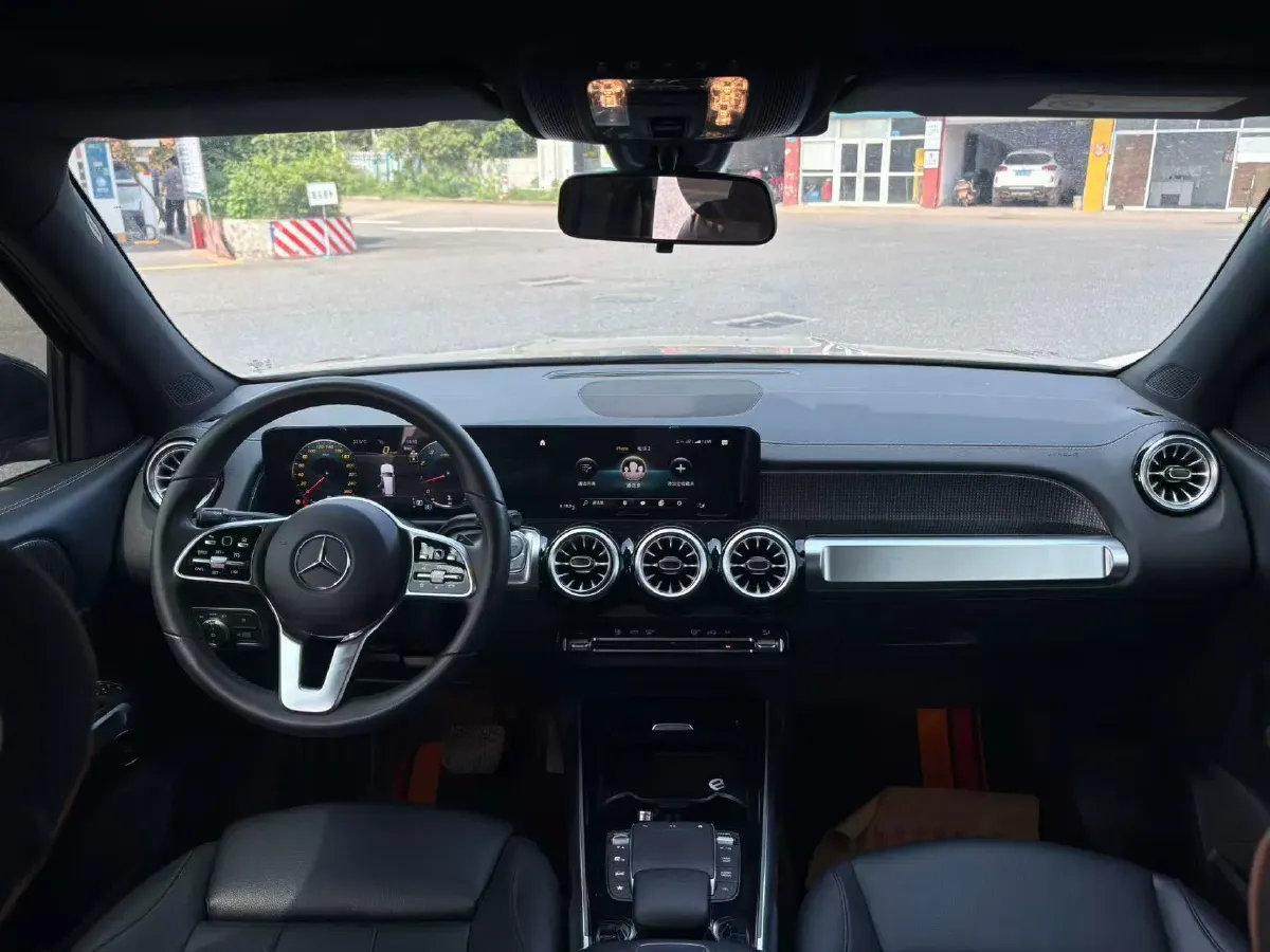 2022 Mercedes-Benz GLB Class 2.0T 190HP L4 8DCT,autocango,china used car exporter,china ev exporter,chinese used car exporter,chinese used ev exporter