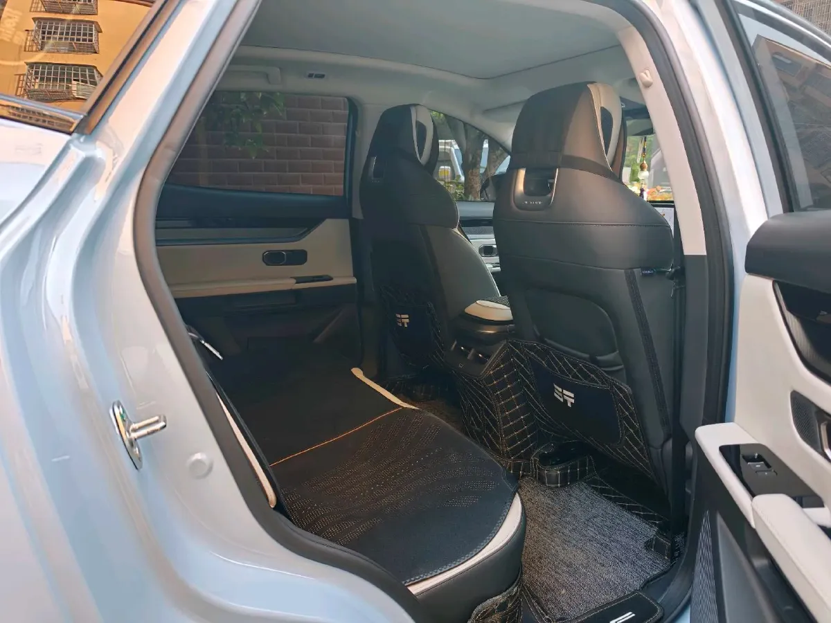 2022 Jetour DASHING 1.6T 197HP L4 7DCT,autocango,china used car exporter,china ev exporter,chinese used car exporter,chinese used ev exporter