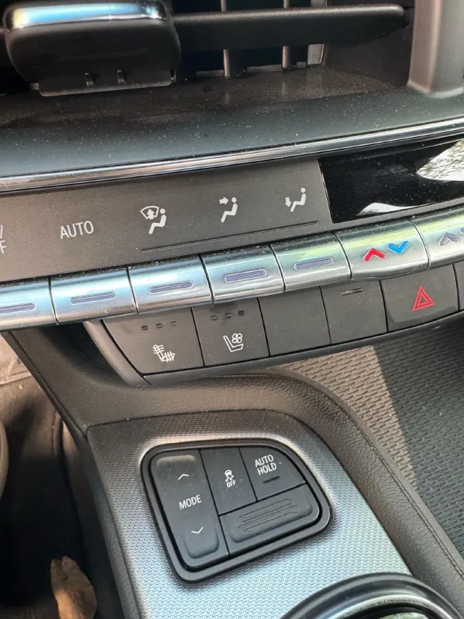 2023 Cadillac CT5 2.0T 237HP L4 10AT,autocango,china used car exporter,china ev exporter,chinese used car exporter,chinese used ev exporter