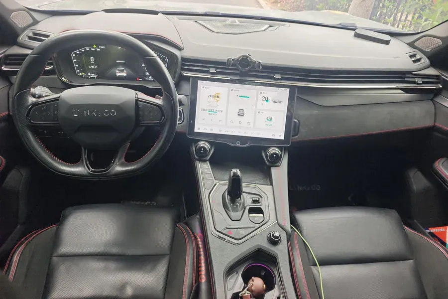 2020 LYNK&CO 05 2.0T 254HP L4 8AT,autocango,china used car exporter,china ev exporter,chinese used car exporter,chinese used ev exporter