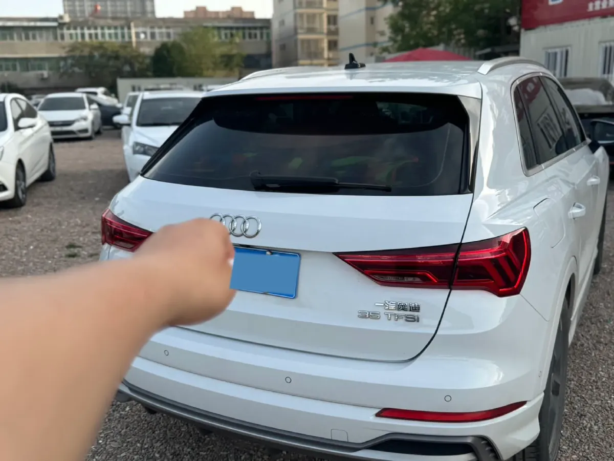 2021 Audi Q3 1.4T 150HP L4 7DCT,autocango,china used car exporter,china ev exporter,chinese used car exporter,chinese used ev exporter
