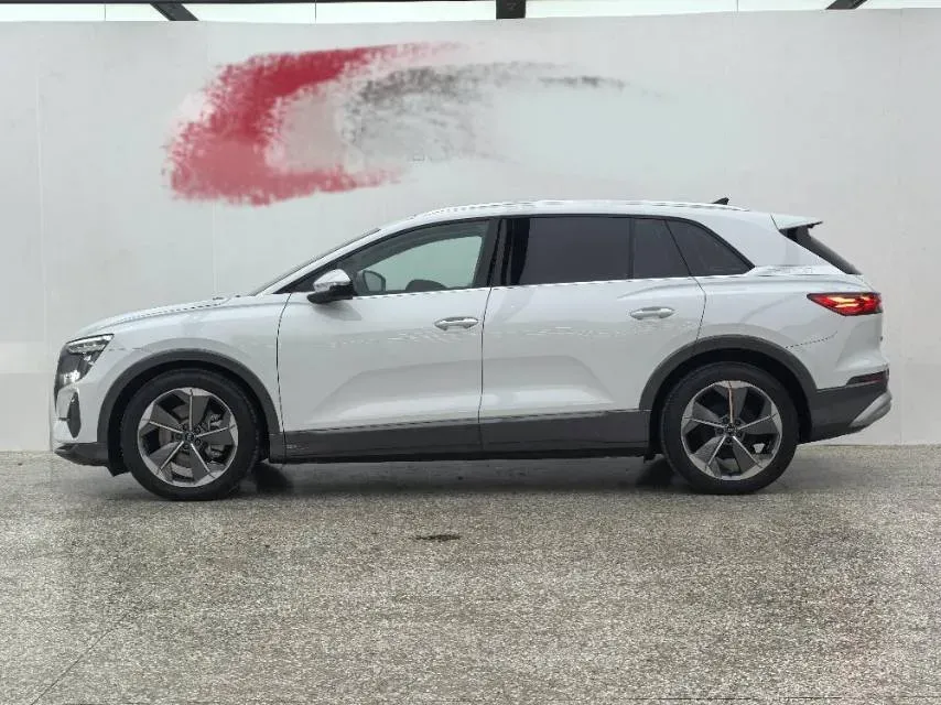 2023 Audi Q5 e-tron BEV 83.4KWH,autocango,china used car exporter,china ev exporter,chinese used car exporter,chinese used ev exporter