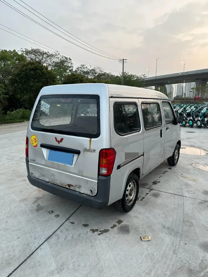 2015 WuLing ZhiGuang 1.2L 82HP L4 5MT,autocango,china used car exporter,china ev exporter,chinese used car exporter,chinese used ev exporter