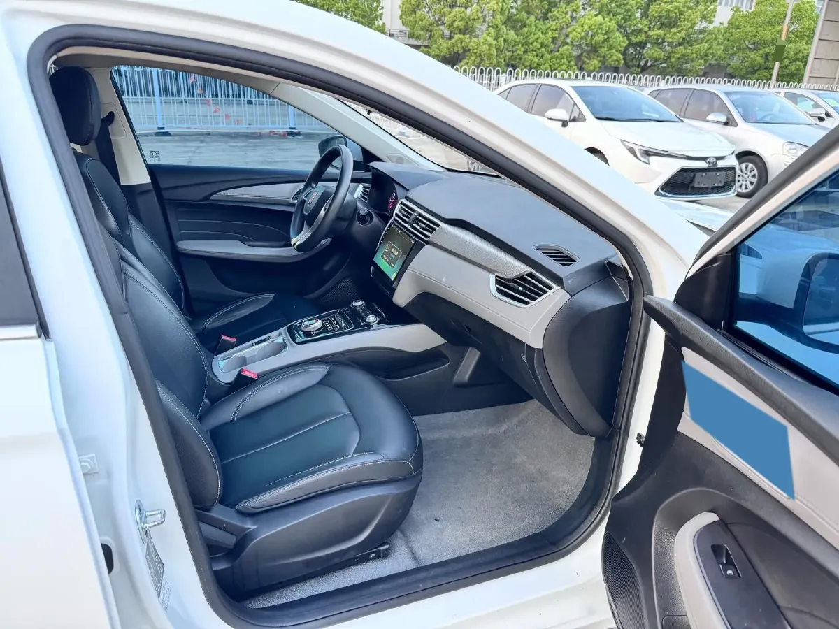 2018 Roewe Ei5 BEV 35KWH,autocango,china used car exporter,china ev exporter,chinese used car exporter,chinese used ev exporter