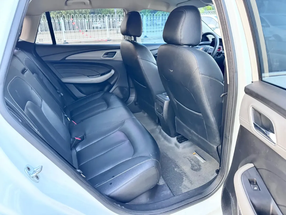 2018 Roewe Ei5 BEV 35KWH,autocango,china used car exporter,china ev exporter,chinese used car exporter,chinese used ev exporter