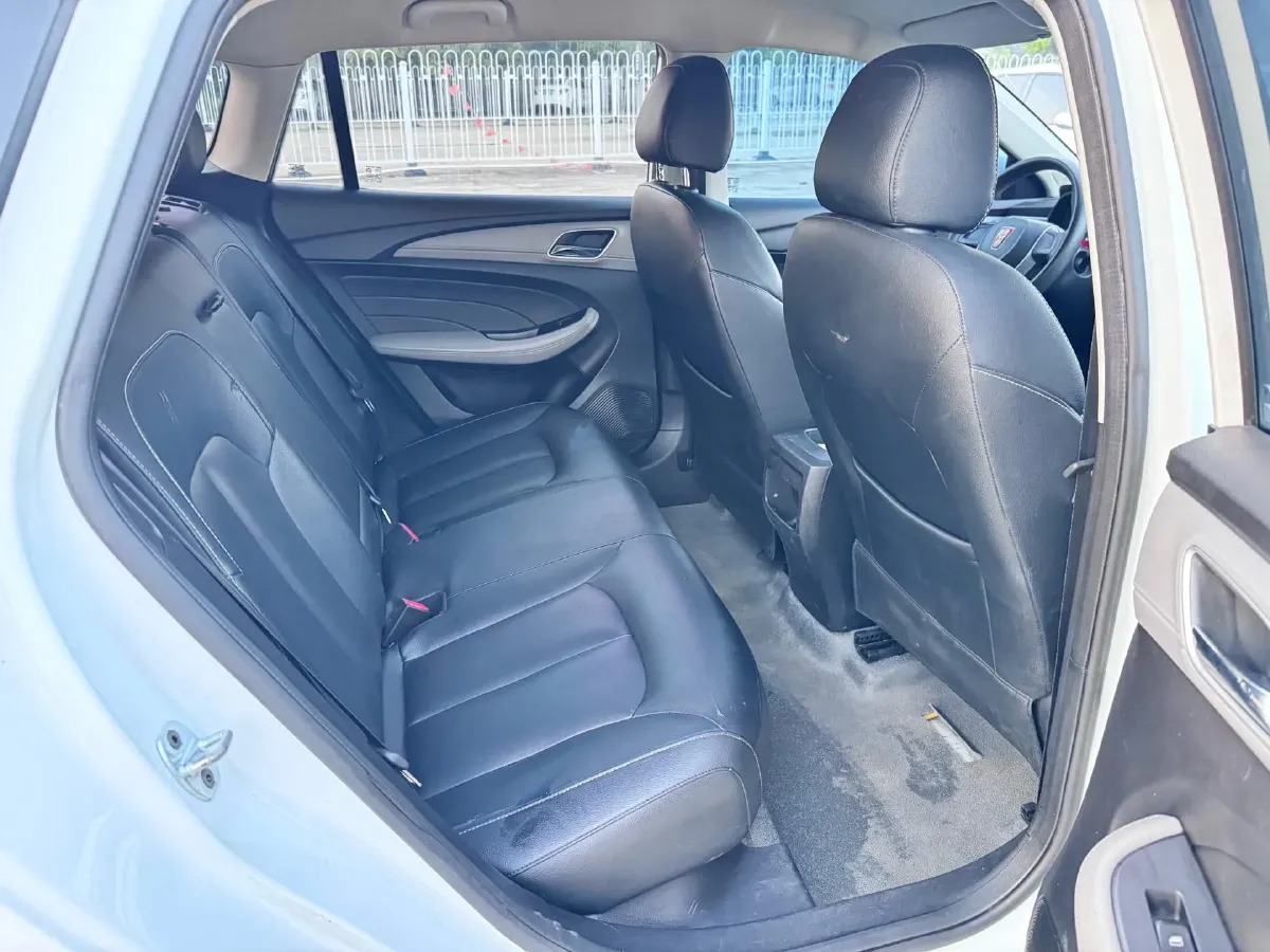 2018 Roewe Ei5 BEV 35KWH,autocango,china used car exporter,china ev exporter,chinese used car exporter,chinese used ev exporter