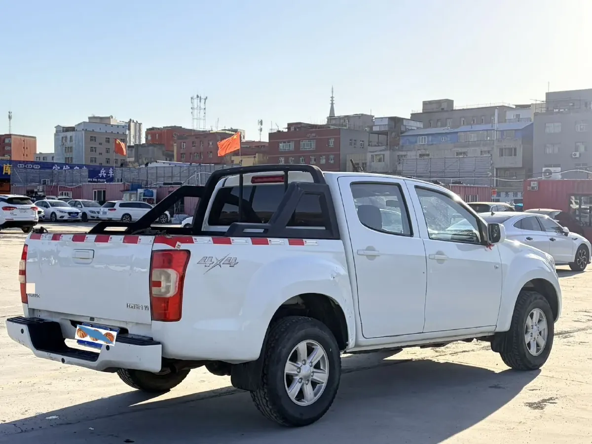 2018 Isuzu Jim 2.8T 116HP L4 5MT,autocango,china used car exporter,china ev exporter,chinese used car exporter,chinese used ev exporter