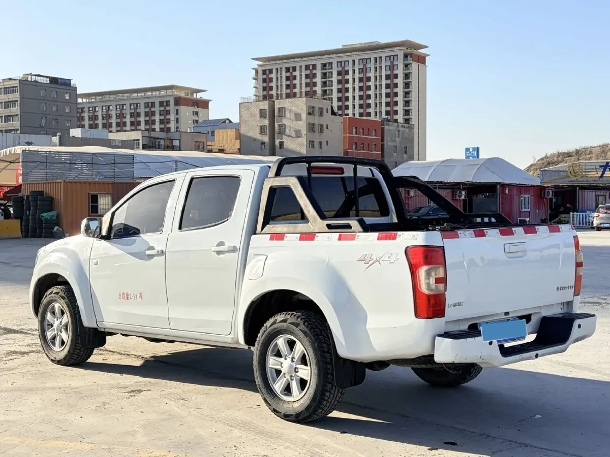 2018 Isuzu Jim 2.8T 116HP L4 5MT,autocango,china used car exporter,china ev exporter,chinese used car exporter,chinese used ev exporter