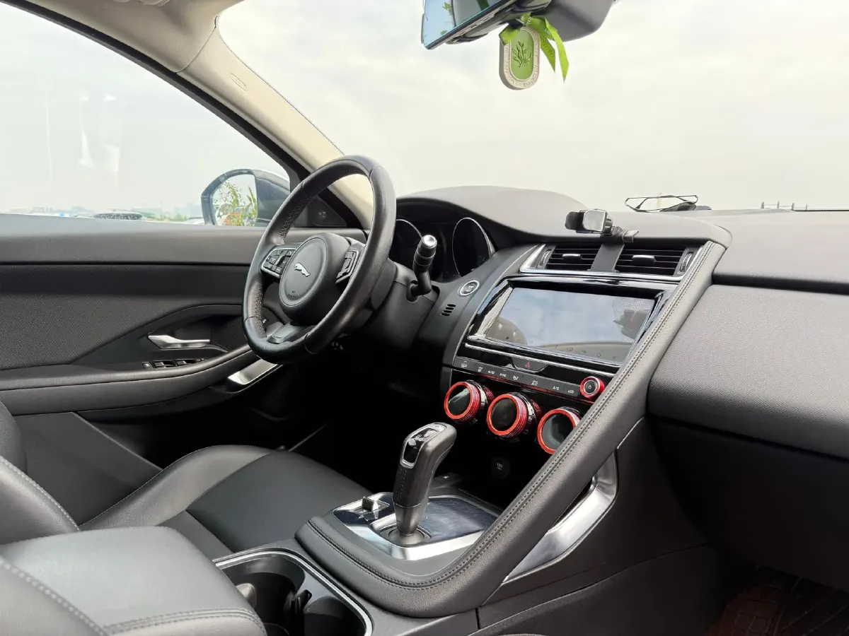 2018 Mercedes-Benz C Class 1.6T 156HP L4 9AT,autocango,china used car exporter,china ev exporter,chinese used car exporter,chinese used ev exporter