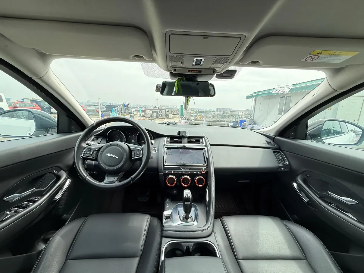 2018 Mercedes-Benz C Class 1.6T 156HP L4 9AT,autocango,china used car exporter,china ev exporter,chinese used car exporter,chinese used ev exporter