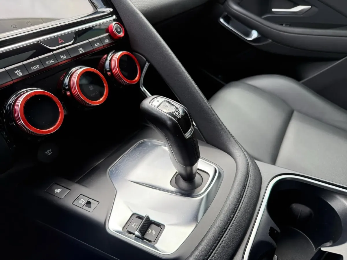 2018 Mercedes-Benz C Class 1.6T 156HP L4 9AT,autocango,china used car exporter,china ev exporter,chinese used car exporter,chinese used ev exporter