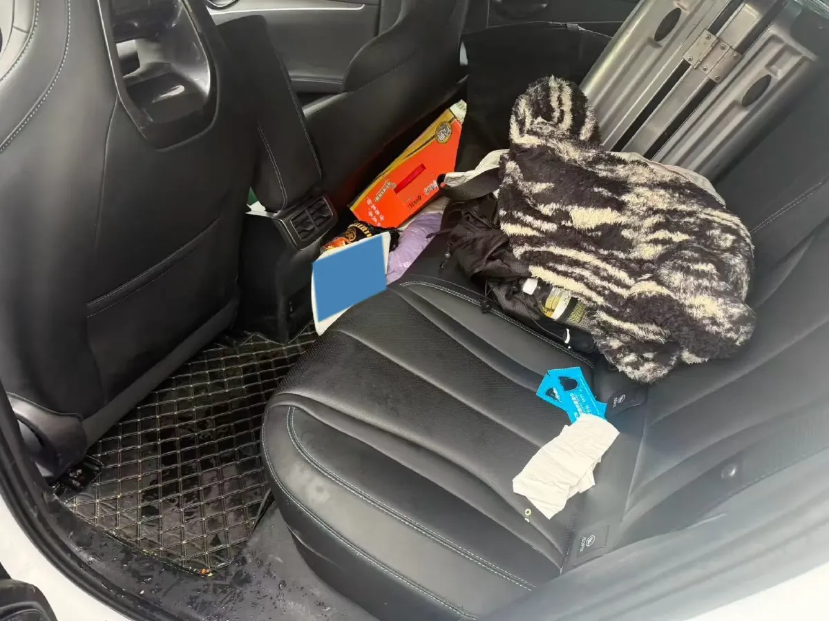 2025 BYD Seal06 1.5L 101HP L4 E-CVT PHEV 10.08KWH,autocango,china used car exporter,china ev exporter,chinese used car exporter,chinese used ev exporter